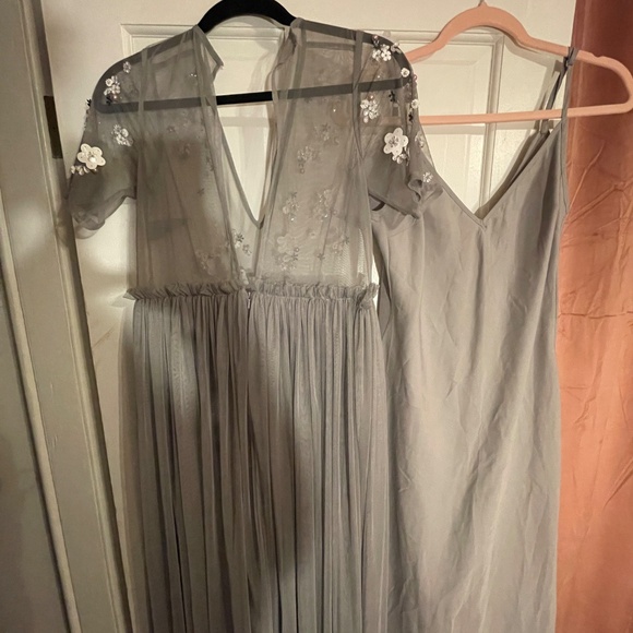 ASOS DESIGN midi dress with 3D embellished flowers and mesh skirt w/ slip - Picture 7 of 10